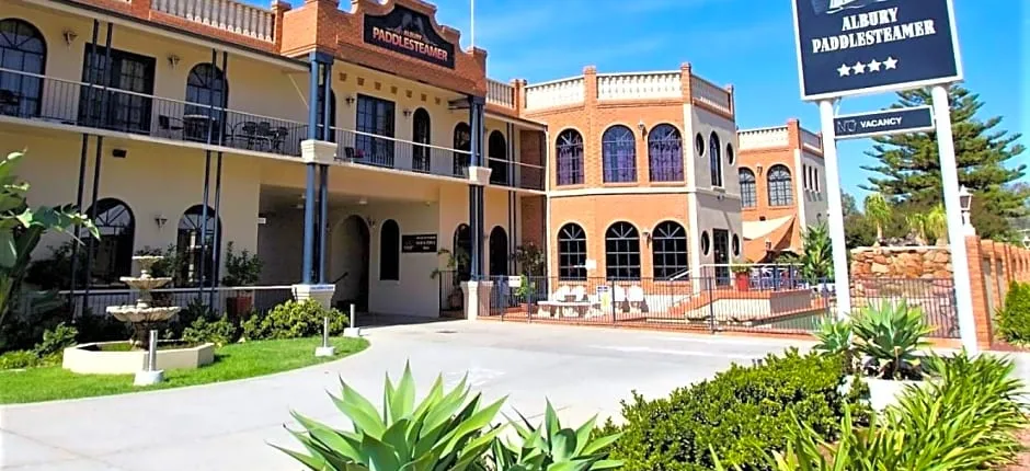 Albury Paddlesteamer Motel