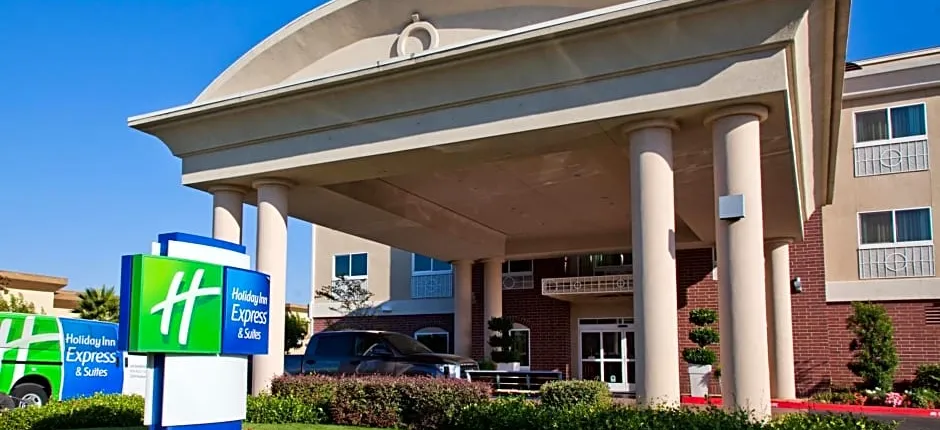 Holiday Inn Express & Suites Sacramento NE Cal Expo By IHG