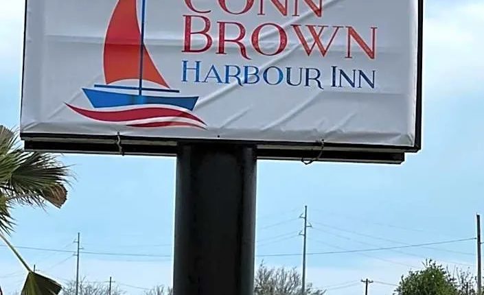 Conn Brown Harbour Inn