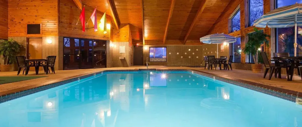 AmericInn by Wyndham Manitowoc