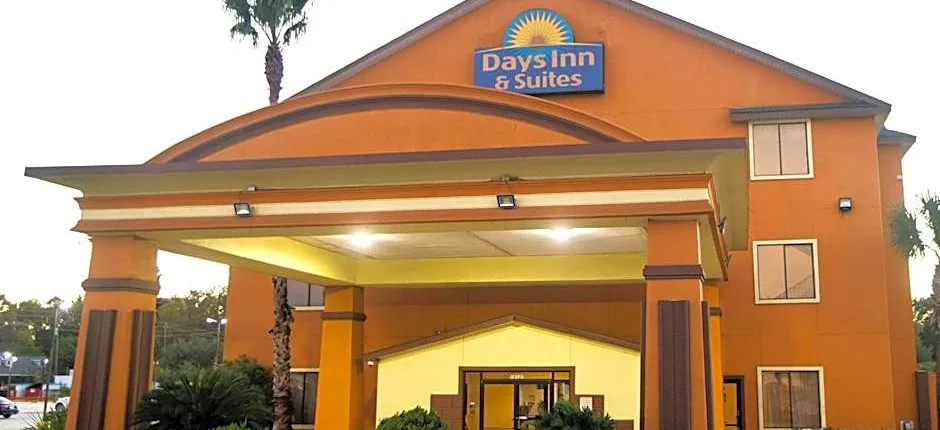 Days Inn & Suites by Wyndham Houston North/Aldine