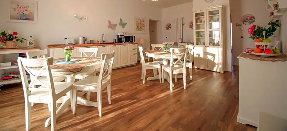 B&B Dimora ROSSIPINTI
