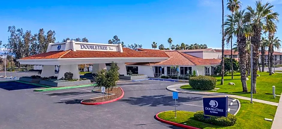 DoubleTree By Hilton Hotel Bakersfield