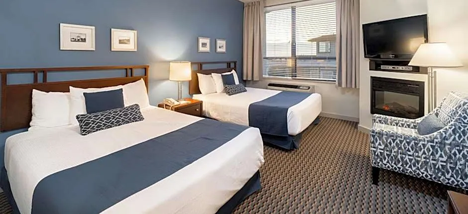 Ocean Promenade Hotel