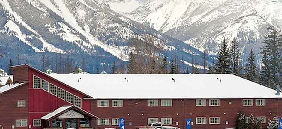 Fernie Slopeside Lodge