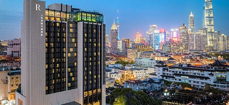 Renaissance by Marriott Shanghai Yu Garden Hotel