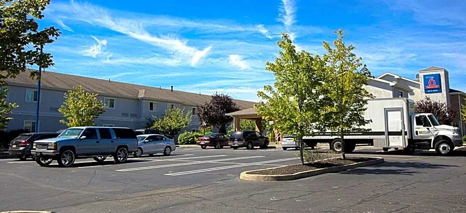 Motel 6-East Brunswick, NJ