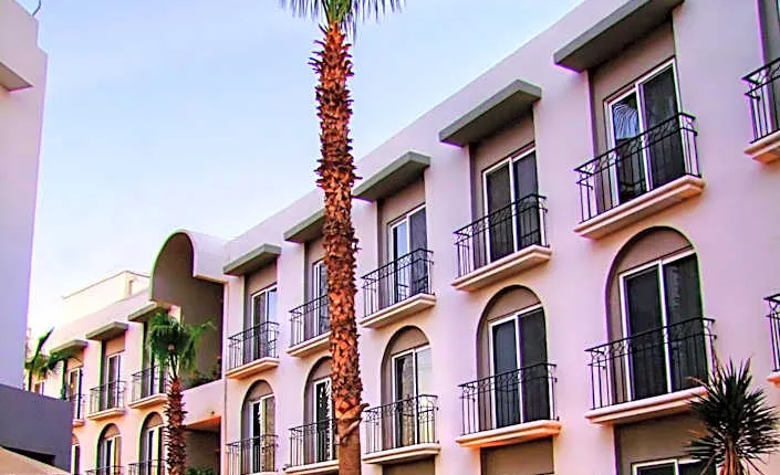 Seven Crown Express & Suites