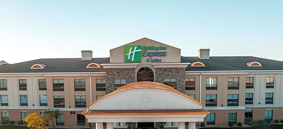 Holiday Inn Express Hotel and Suites Saint Robert By IHG