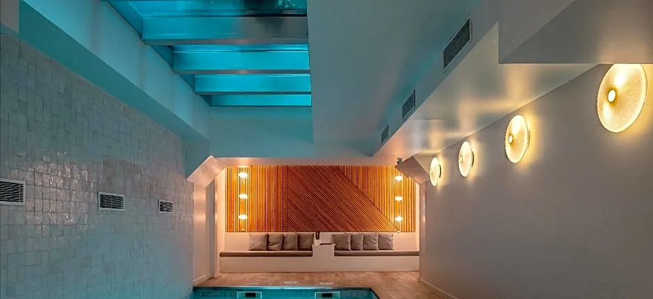 Lyric Hotel Paris