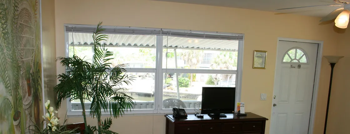 Hidden Harbor Suites