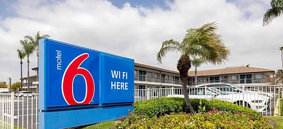 Motel 6-Santa Ana, CA