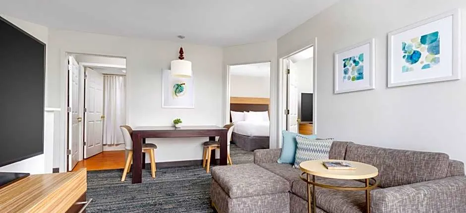 TownePlace Suites by Marriott Manchester-Boston Regional Airport