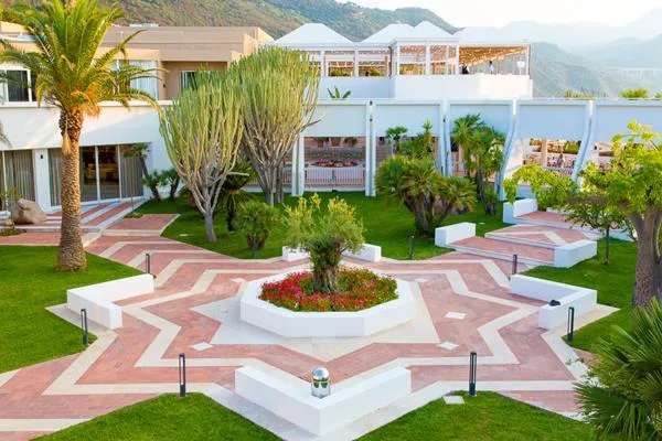 Mangia's Pollina Resort