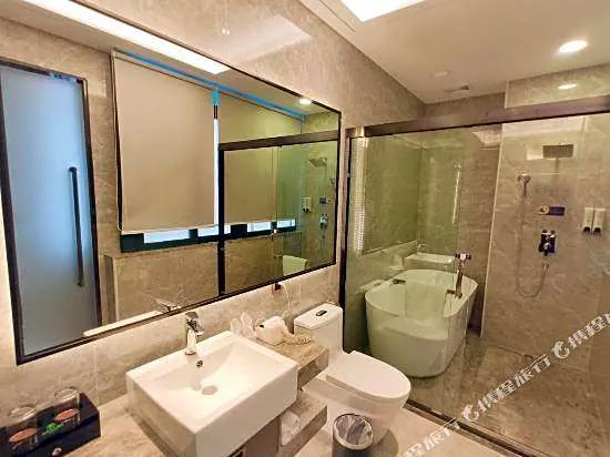 Pengke Hotel (Shenzhen North Railway Station)