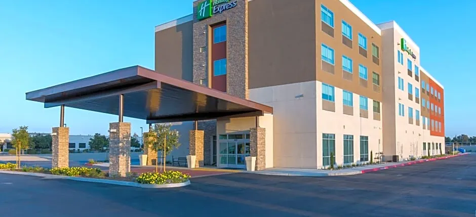 Holiday Inn Express Visalia - Sequoia Gateway Area By IHG