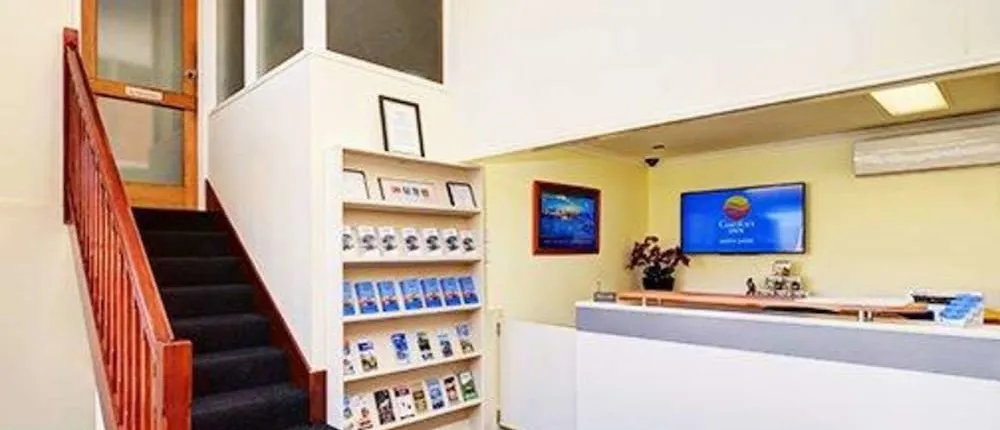 Comfort Inn North Shore