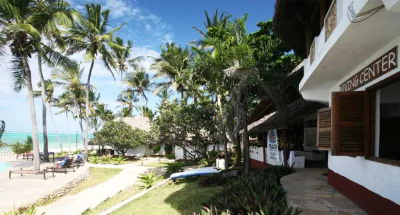 Karafuu Hotel Beach Resort