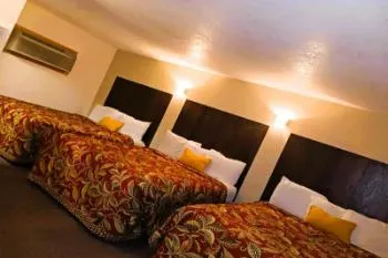 HomeTown Inn By OYO Lakin, KS