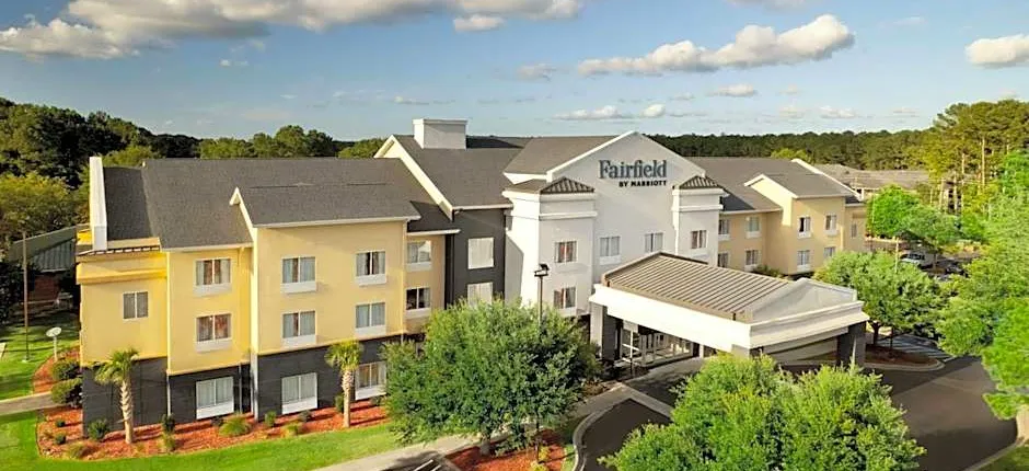 Fairfield Inn & Suites by Marriott Charleston North/University Area