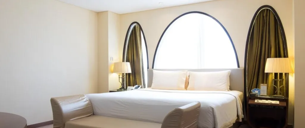 Modern Classic Hotel