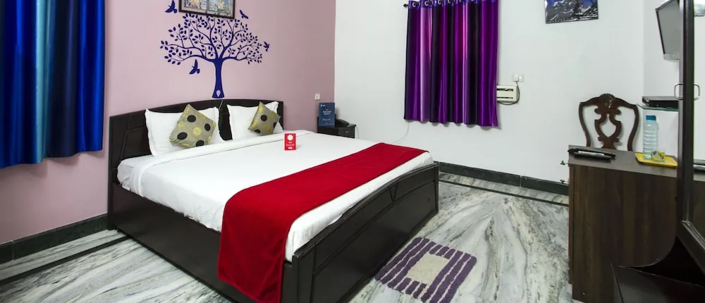 OYO 8271 Elite Homes