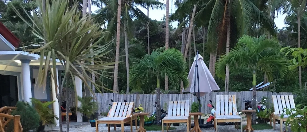 Aloha Seaside Resort