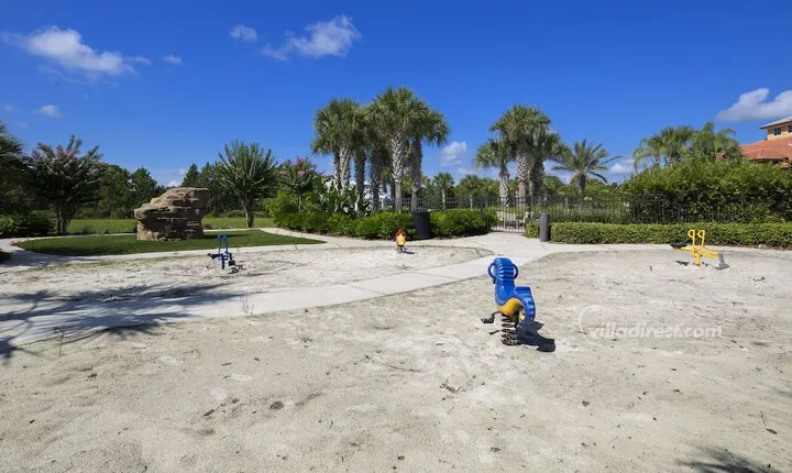 Pixar Movie Playhouse by VillaDirect