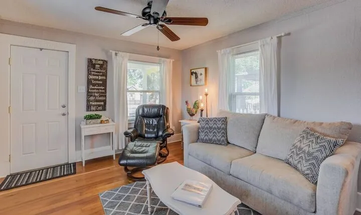 Craft Brewery Perfection! Charming & Dog friendly