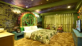 Vegas Cultural Hotel Shaoling Branch