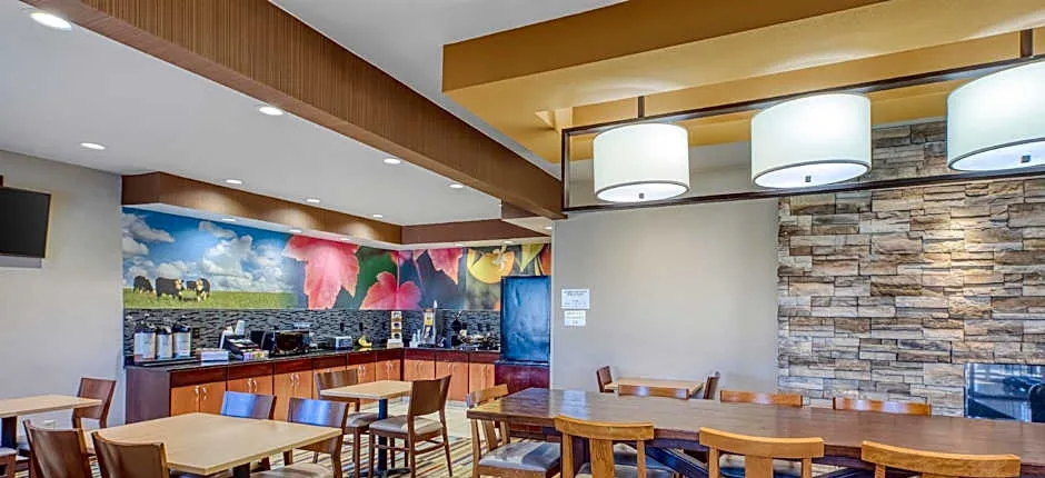 SureStay by Best Western Mount Pleasant Racine