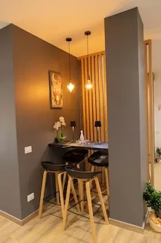 Alleria Rooms, Naples