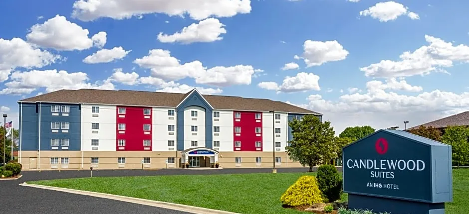 Candlewood Suites Ofallon, Il - St. Louis Area by IHG