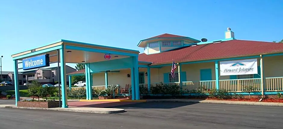 Howard Johnson by Wyndham Hattiesburg