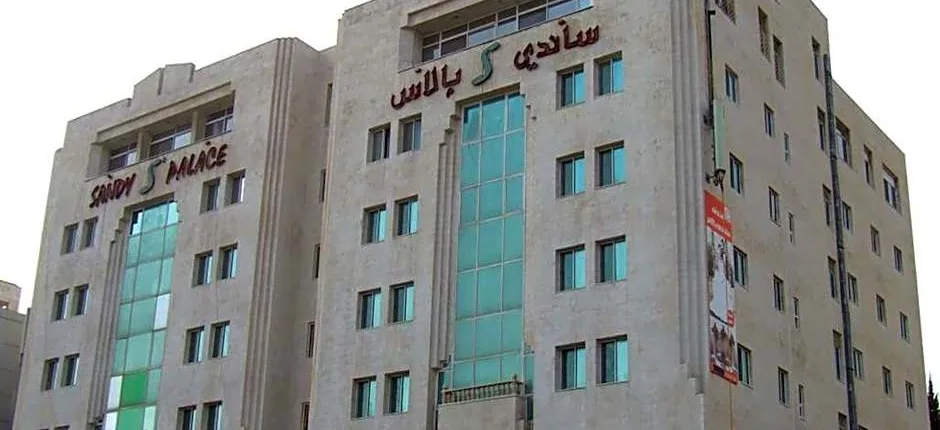 Sandy Palace Hotel