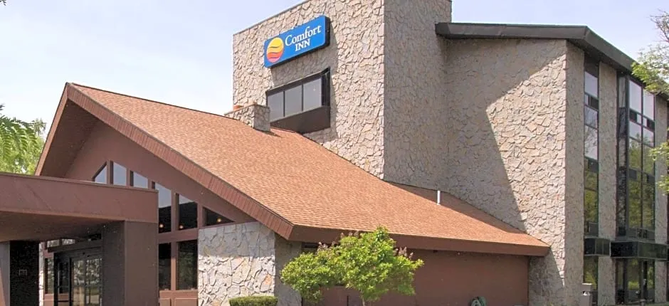Comfort Inn & Suites Syracuse-Carrier Circle