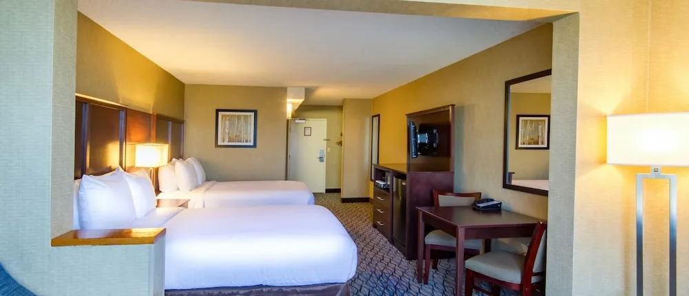 Clarion Hotel Anaheim Resort