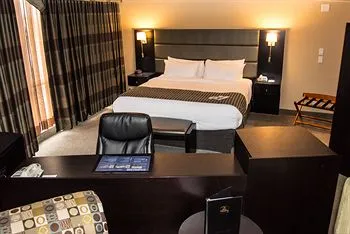 Clarion Inn Lakeside & Conference Centre