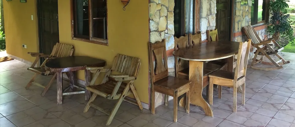 Miramar Lodge