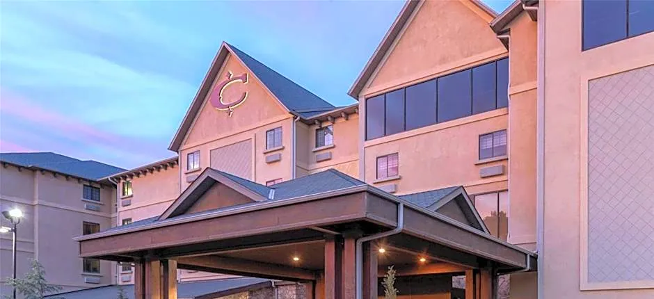 Best Western Plus Cimarron Hotel & Suites