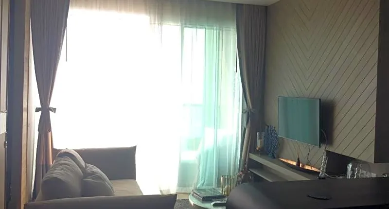 EveRyDaY BEACHFRONT STYLISH LUXURY* JOMTIEN