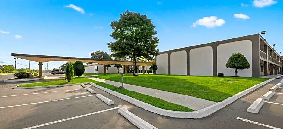 Americas Best Value Inn - Wilson