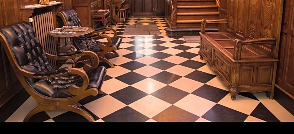 Au Manoir Des Vallees