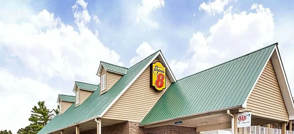 Super 8 by Wyndham Kingston