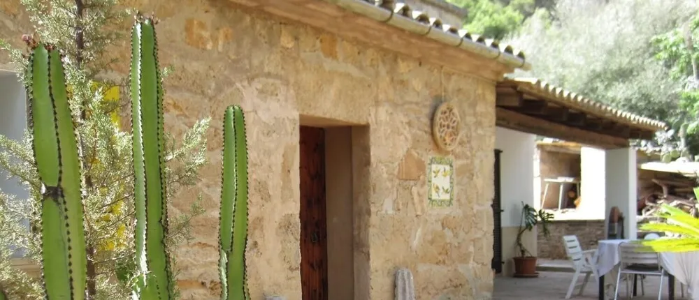 Hostal Residència Catalina Vera