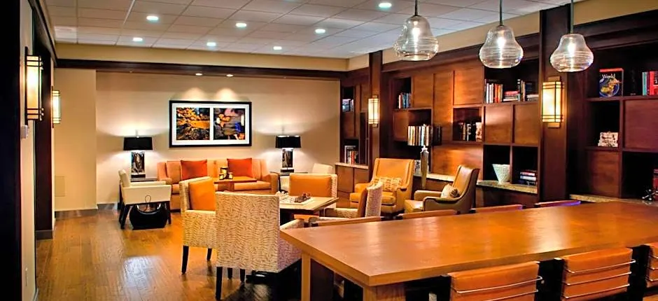 Trumbull Marriott Shelton