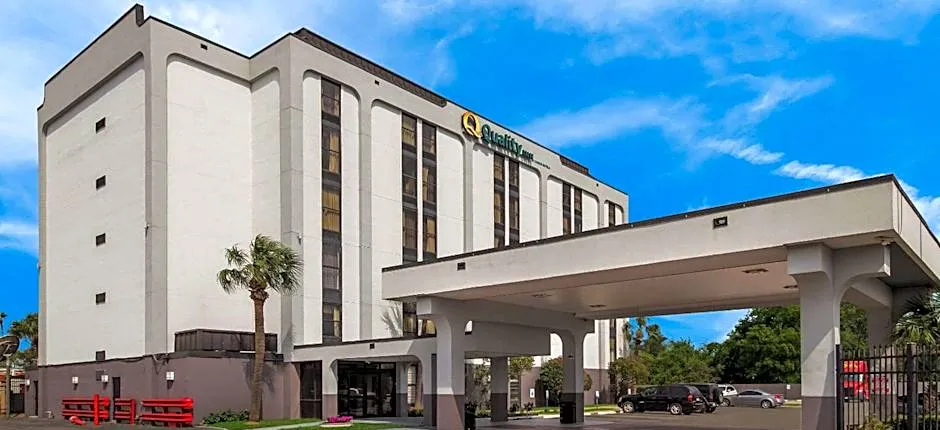 Quality Inn Houston East I-10