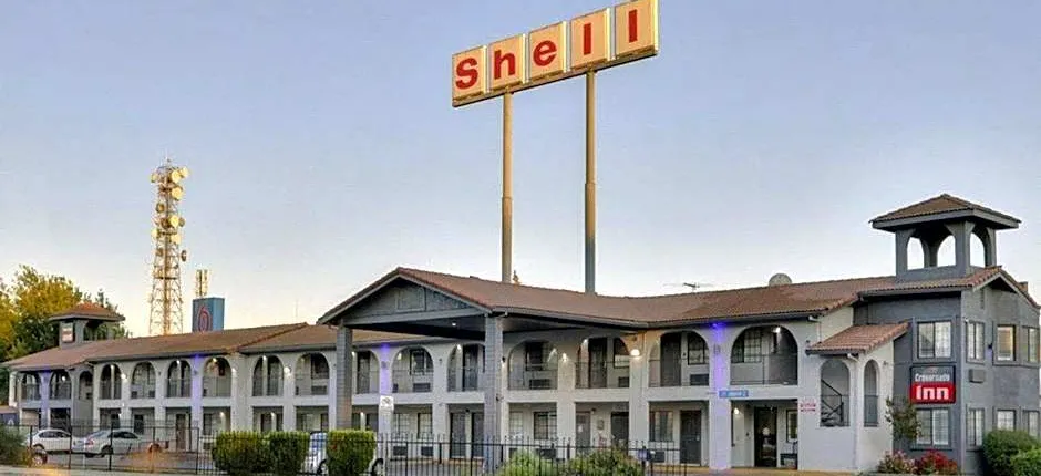 Crossroads Inn - Downtown Sacramento