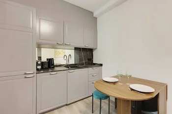 Cosy Apartment With Balcony - 2br/6p- La Roquette, Paris