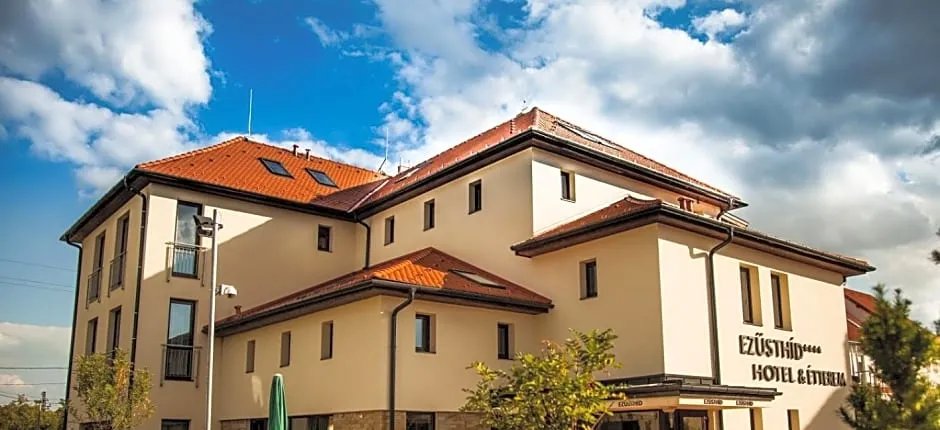 Ezüsthíd Hotel